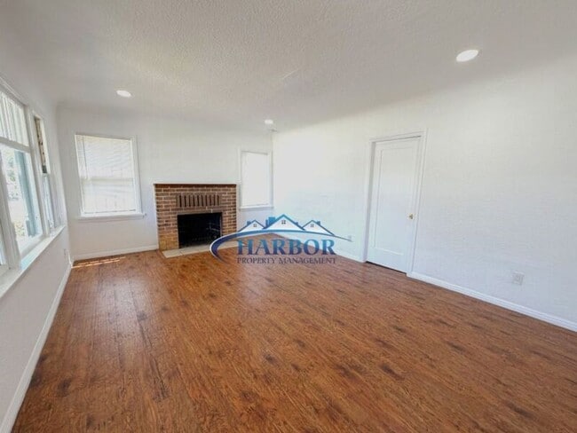 Photo - 1667 N Lagoon Ave