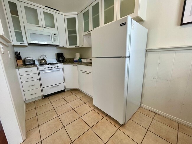 Photo - Mission Bay-Furnished 1 Bed/1 Bath Unit 838