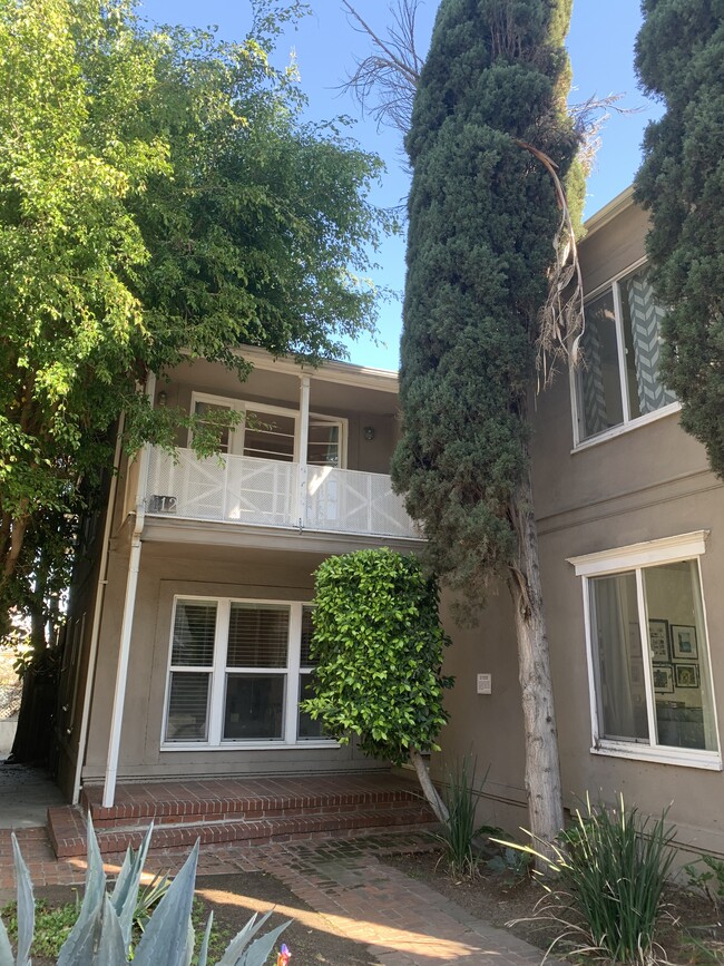 Photo - 412 N Doheny Dr Unit #4