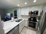 Photo - 3078 Broadway Unit 113