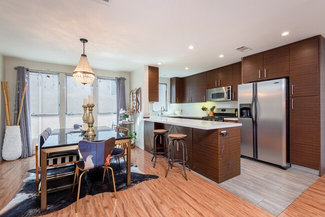 Photo - 1620 Malcolm Ave