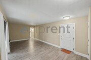 Photo - Unit 324