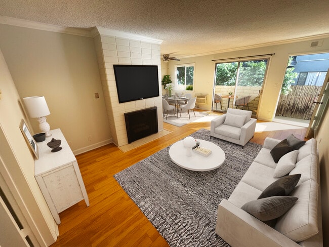 Photo - 1555 S. Brockton Ave