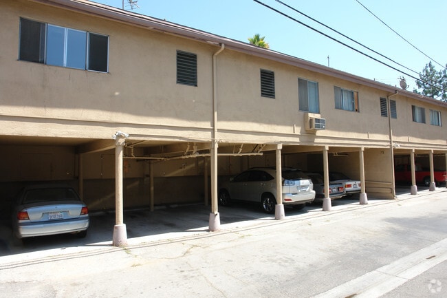 Photo - 12020 Hoffman St