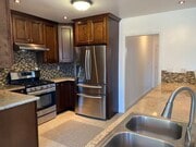 Photo - 1107 Maple St