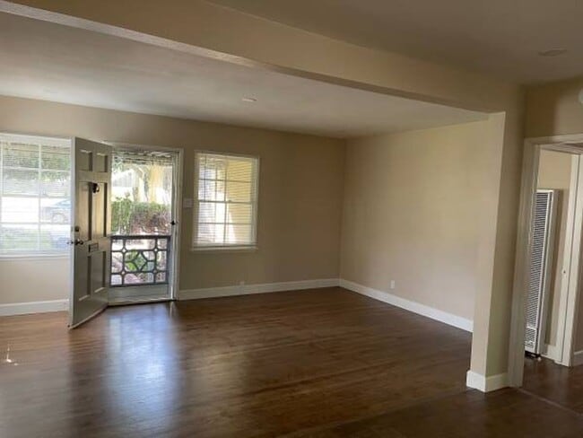 Photo - 2272 Unit 2274