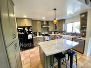 Photo - 2866 Turnbull St