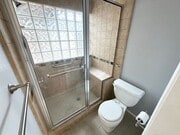 Photo - Beautiful 3 bed/2 bath unit in Huntington ... Apartment Unit A