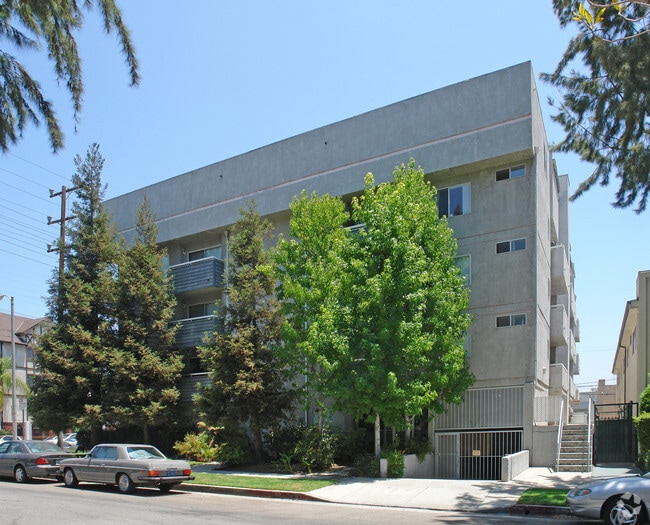 Photo - CLK - Clark Apts