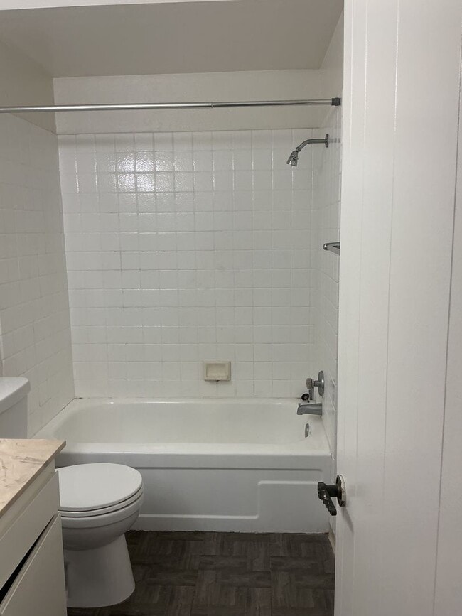 Photo - Spacious 1 bed / 1 bath Apartment with Garage Unit #C
