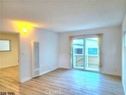 Photo - 326 10th Pl