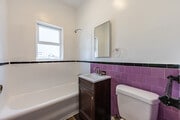 Studio - 450SF - Bathroom - Park Gramercy Apartments