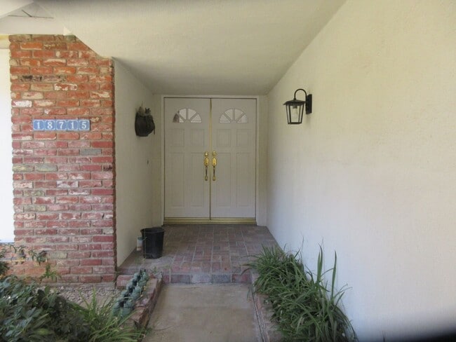Photo - 18715 Braemore Rd