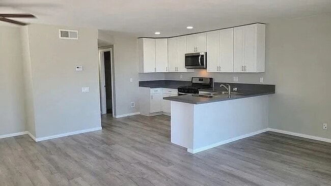 Photo - 68180 Cll Las Tiendas Unit B