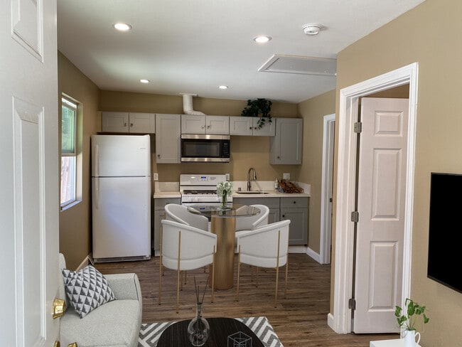 Photo - 824 Coronado Ter Unit 826