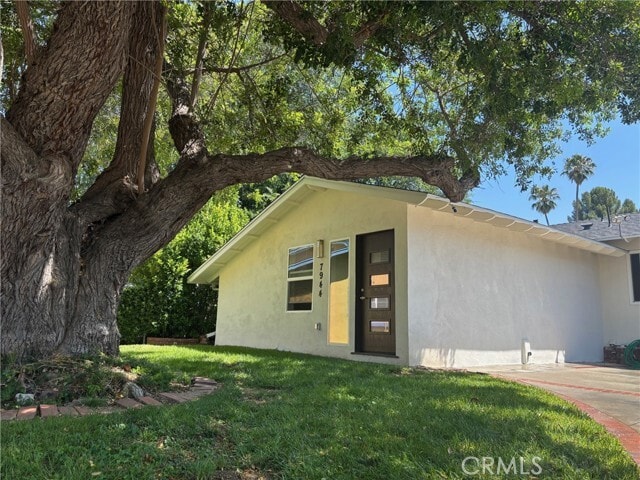 Building Photo - 7944 Moorcroft Ave