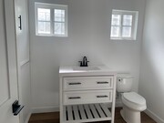 Photo - 1227 E 7th St