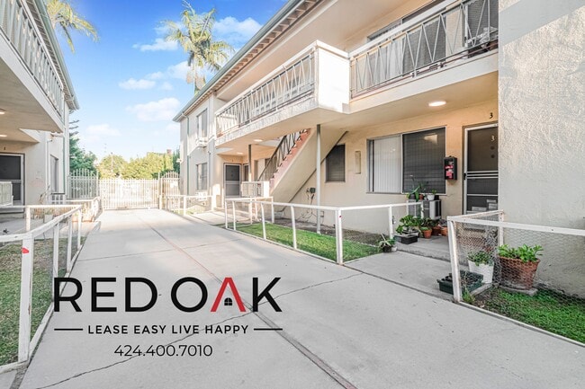 Photo - 1403 Tamarind Ave Unit 1