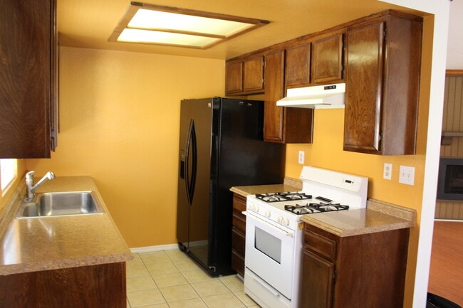 Photo - Available now! 2 bedroom/2 bath condo loca...