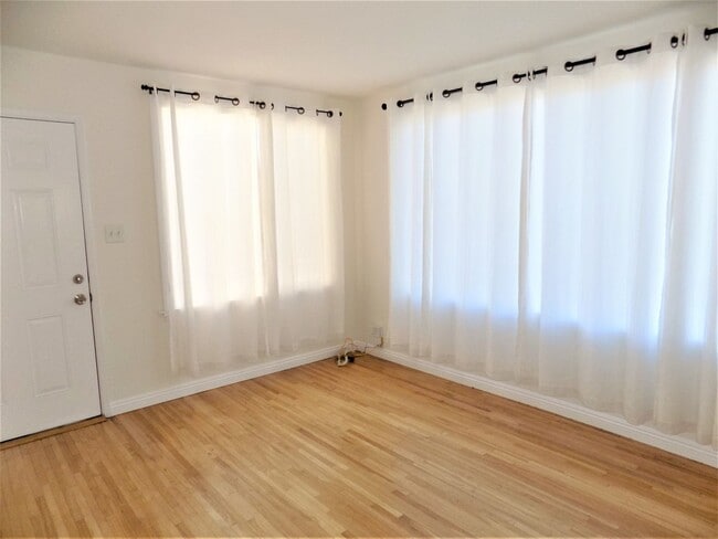 Photo - DOW Unit 324