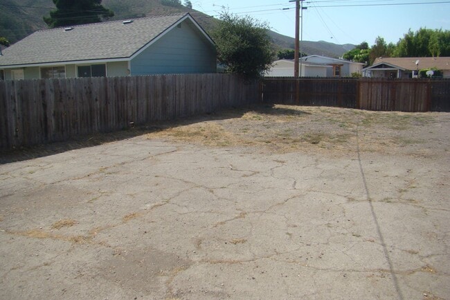 Photo - Southside cutie, 2bd/1ba  available soon!
