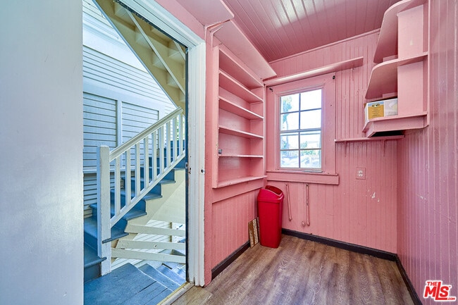 Photo - 1347 Valencia St Unit A