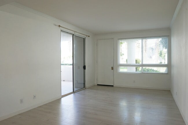 Photo - 401 El Cielo Rd