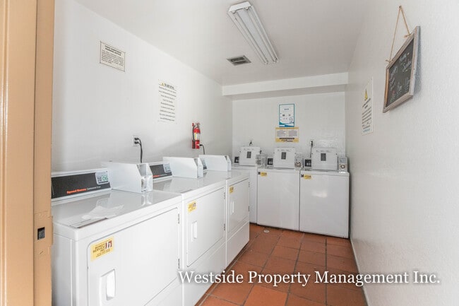 Photo - 5751 Camellia Ave