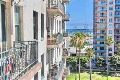 Building Photo - 455 E Ocean Blvd Unit 712 Rental