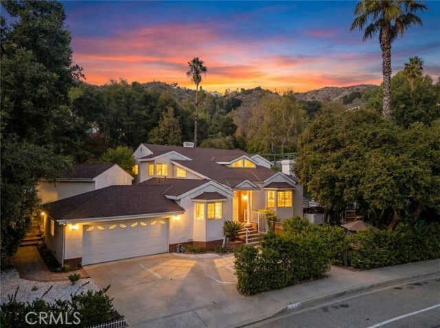 Photo - 2255 E Chevy Chase Dr