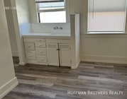 Photo - 644 W 5th St Unit 6