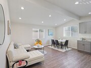 Photo - 15803 Chatsworth St