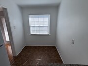 Breakfast nook - 1850 N Hollywood Way Unit A