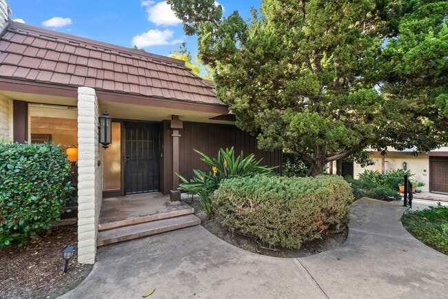 Photo - 7.5 Month Furnished Condo at Collwood Manor