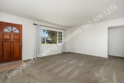 Photo - 1469 E Mission Ave House