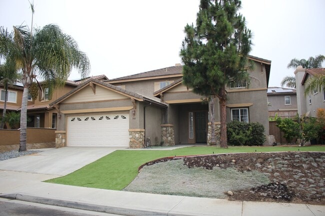 Spacious 5-Bedroom Home in Sought-After Vi... - Spacious 5-Bedroom Home in Sought-After Vi...