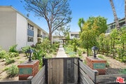 Photo - 1219 N Crescent Heights Blvd Unit C