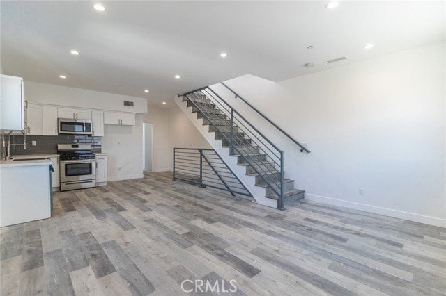 Photo - 5144 Riverton Ave