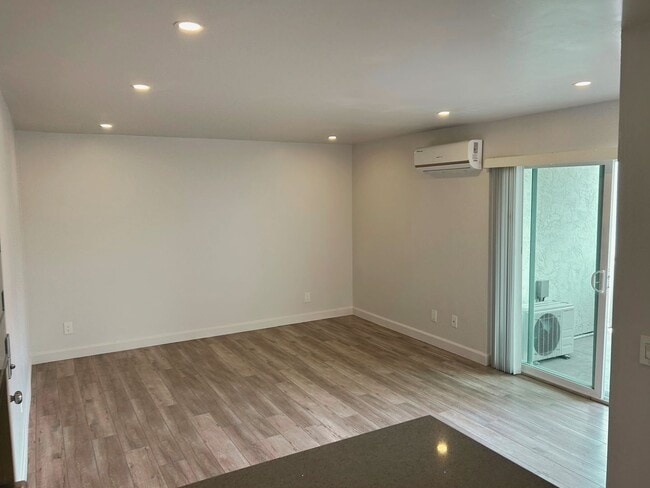 Photo - 4120 Third Ave Unit 101