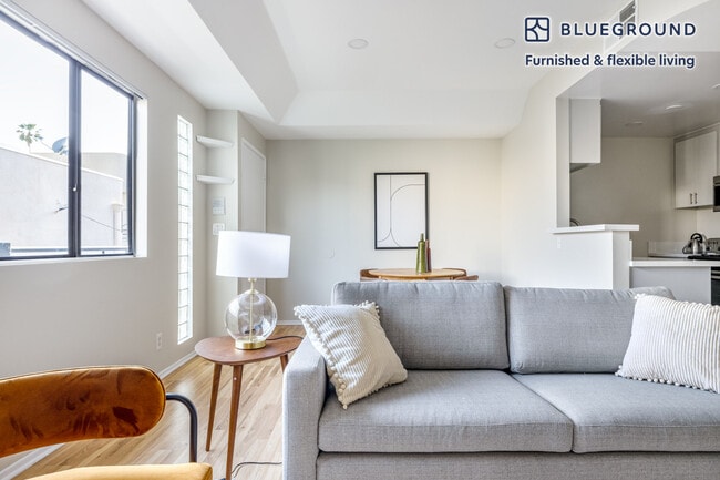 Photo - 1423 N Curson Ave Unit FL2-ID417