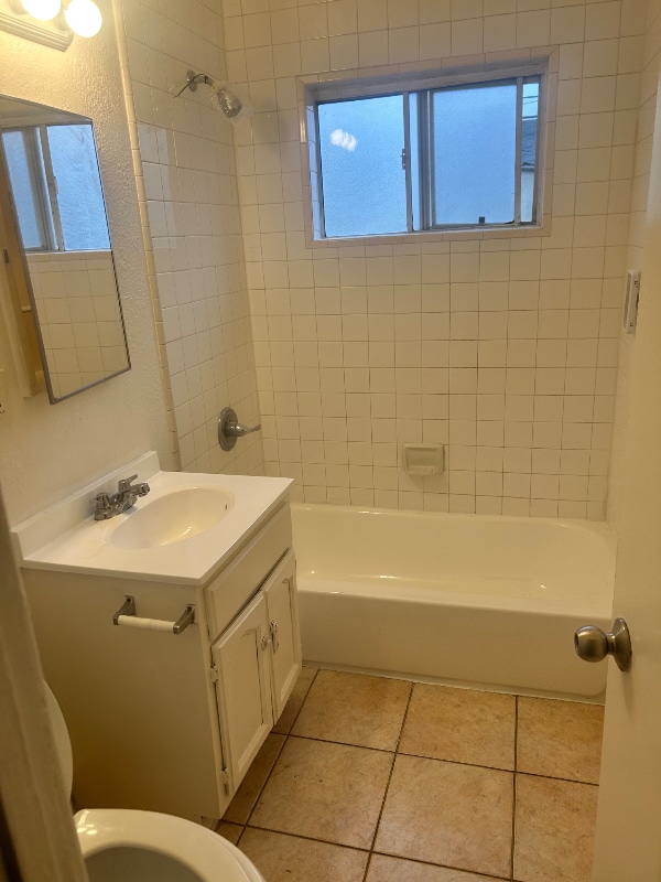 Photo - 736 W Century Blvd Unit 736.5