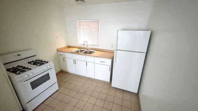 Photo - 24 Brooks Ave Unit 2