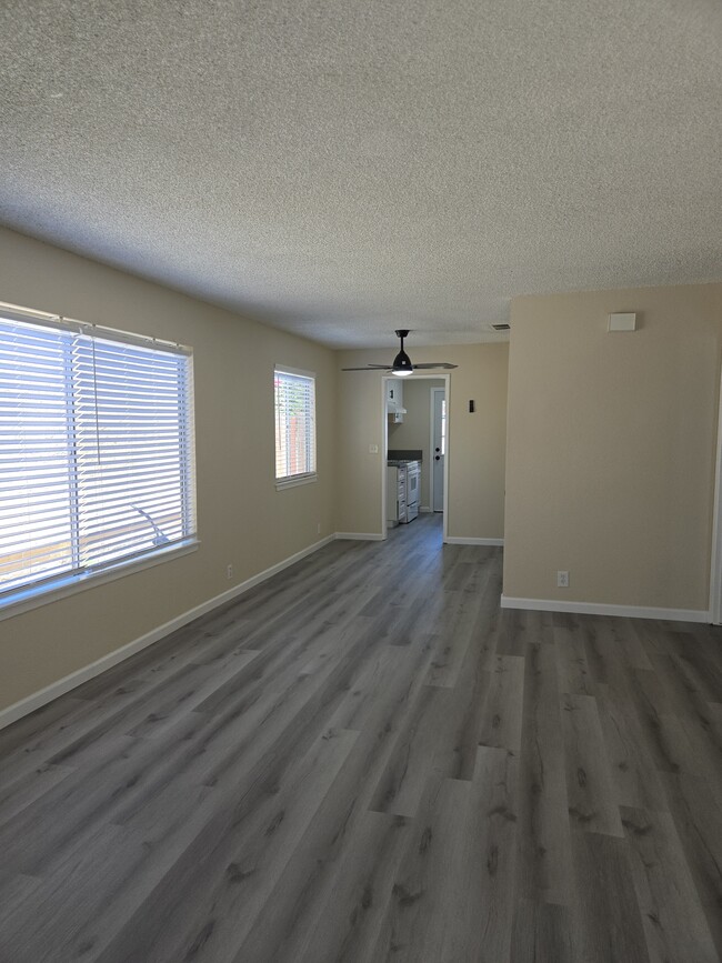 Photo - 2433 E Garvey Ave N Unit 2