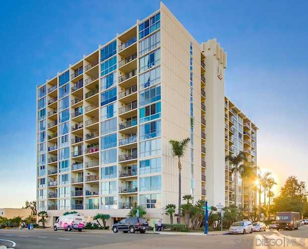 Pacific Tower Condominium in Pacific Beach, San Diego - 4944 Cass St Condo Unit 706