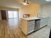 Photo - Los Caballeros #526 Unit 526