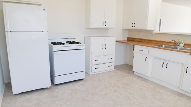 Photo - 118 Avenida Del Poniente Apartment Unit #A