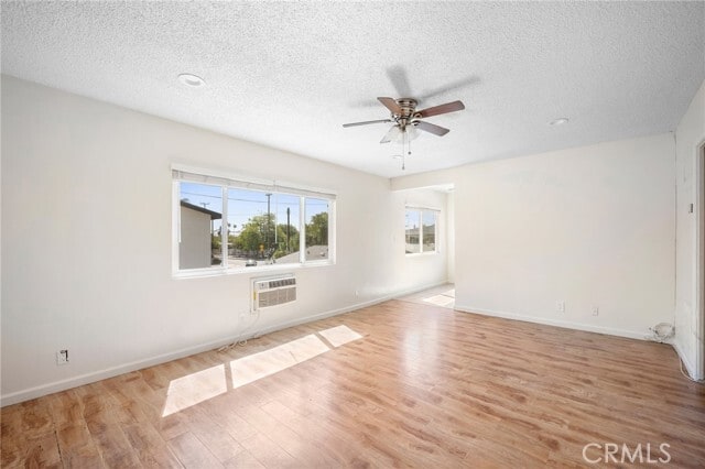 Photo - 6915 Coldwater Canyon Ave