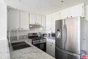 Photo - 5143 Bakman Ave Unit 212