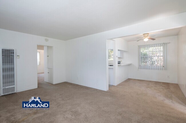 Photo - 2112 Thomas Ave