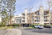 Photo - 5500 Owensmouth Ave Unit 5500 Owensmouth Ave  #216